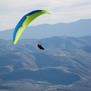 Ozone - Red Tail Paragliding