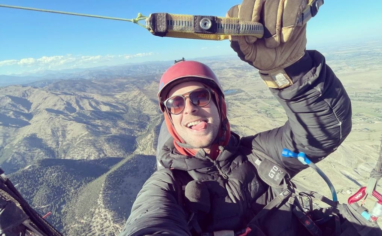 Paragliding instructor in Colorado